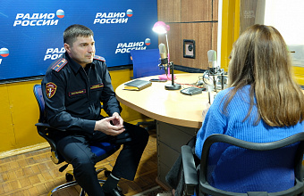 Правоохранители напоминают дагестанцам о запрете ношения оружия в местах массового пребывания людей