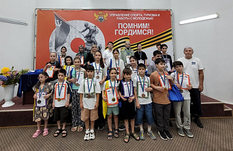 Определены победители Первенства Дагестана по быстрым шахматам