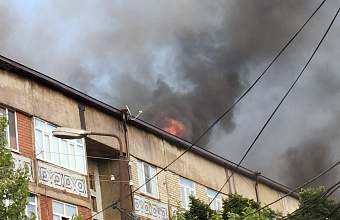 Госжилинспекция Дагестана провела проверку по факту возгорания многоквартирного дома в Дербенте