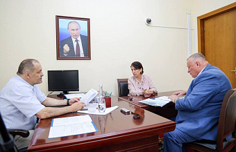 Глава Дагестана поручил оказать семье участника СВО помощь в газификации дома