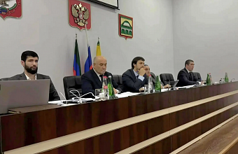 В Сулейман-Стальском районе обсудили будущее патриотического воспитания молодежи