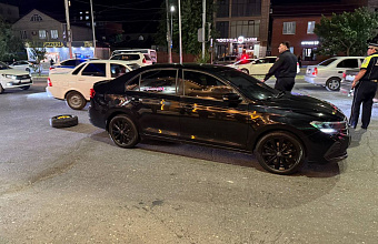 В Махачкале водитель сбил двух подростков на пешеходном переходе