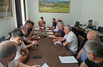 В Карабудахкентском районе прошло заседание антинаркотической комиссии МР