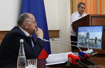 Абдулмуслим Абдулмуслимов провел заседание Правительственной комиссии по обеспечению безопасности дорожного движения