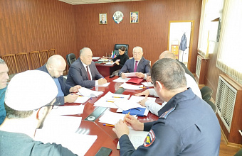 В Курахском районе обсудили антитеррористическую защищенность и паспортизацию школ