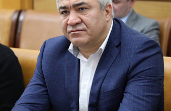 Мэр Буйнакска Исламудин Нургудаев сложил с себя полномочия главы города