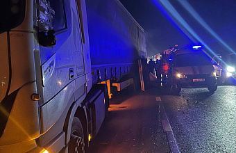 «Газель» и фура столкнулись в Дагестане, погиб один человек