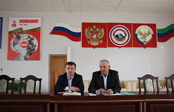 В Ахвахском районе прошло обсуждение плана подготовки к празднованию 80-летия Победы