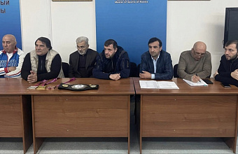 Власти Хасавюрта обсудили подготовку к проведению 25-го юбилейного турнира по вольной борьбе памяти мастера спорта Шамиля Умаханова