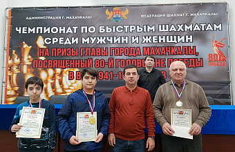 Таймаз Темирбеков выиграл шахматный Чемпионат Махачкалы