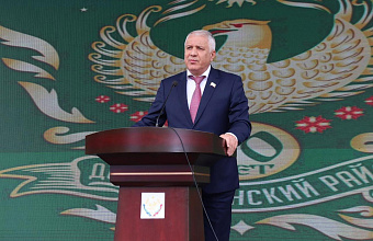 Депутат НС РД Фирудин Раджабов поздравил жителей Докузпаринского района с 90-летием