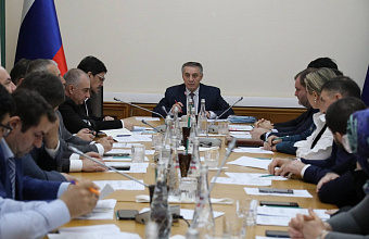 Проведение двухэтапной иммунизации детей против полиомиелита обсудили в Правительстве Дагестана