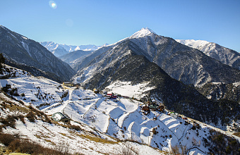 В Дагестане проезд к популярным туристическим локациям закрыт из-за снегопада