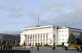 Глава Дагестана провел совещание по задачам на август