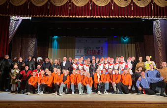 Творческие коллективы ЛНР выступили в Левашинском районе Дагестана