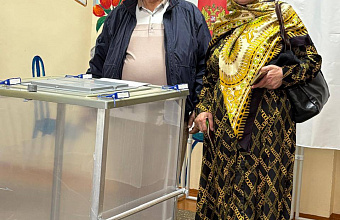 Супруги Рашидовы из Махачкалы вместе пришли на выборы