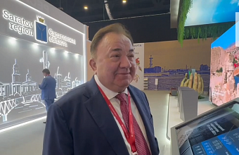 Глава Ингушетии посетил стенд Дагестана на ПМЭФ-2024