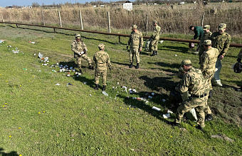 Субботник по санитарной очистке и благоустройству территорий прошел в Кизлярском районе