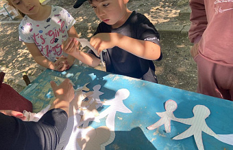 Ко Дню семьи в Каякентском районе провели фестиваль рисунков на асфальте