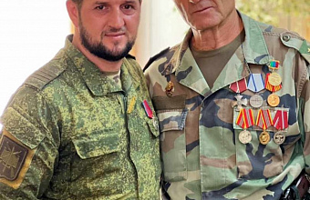 Участник СВО из Новолакского района награжден медалью «За мужество и отвагу»