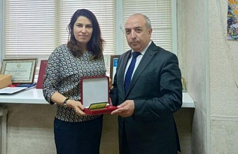 Звание «Заслуженный журналист РД» присвоили журналисту из Буйнакского района