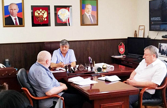 Аппаратное совещание состоялось в Гунибском районе