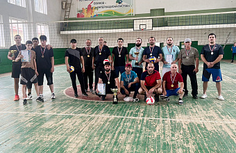 Соревнования по волейболу среди работников организаций и учреждений прошли в Кайтагском районе