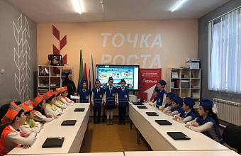 Школьники Каякентского района участвуют в патриотической акции «Дороги Победы»