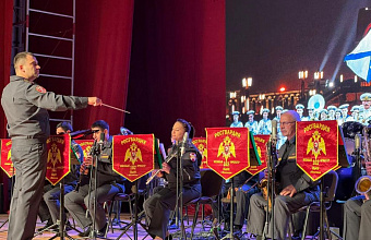 Военный оркестр Росгвардии выступил в Махачкале