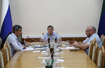 В Дагестане подбирают земельные участки для размещения многотопливных автозаправочных комплексов