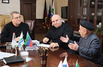 Глава Дербентского района провел личный прием граждан