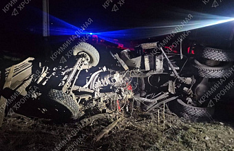 «КамАЗ» столкнулся с поездом в Дагестане, погиб водитель