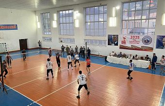 В Ахвахском районе в честь празднования 80-летия Победы в ВОВ прошел турнир по волейболу