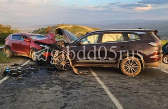 Семь человек из Санкт-Петербурга пострадали в ДТП в Дагестане