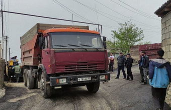 Качество внутрисельских дорог проинспектировали в Кумторкалинском районе
