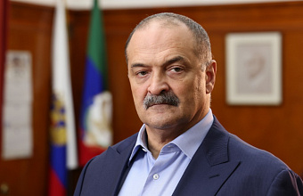 Сергей Меликов поздравил десантников с Днем ВДВ