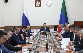 Заседание межведомственной комиссии по противодействию нелегальной занятости прошло в Правительстве региона