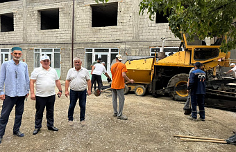 Депутат-единоросс помог в благоустройстве дороги в поселке Бавтугае г. Кизилюрта