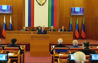 Глава Дагестана рекомендовал правоохранительному блоку активнее заняться профилактикой борьбы с идеологией терроризма