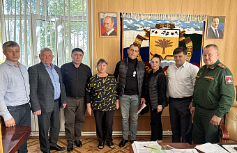 Участнику СВО из Тарумовского района вручили медаль «За отвагу»