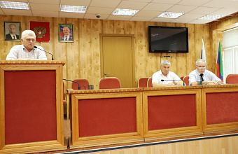 В Кизлярском районе обсудили готовность к выборам депутатов сельских поселений