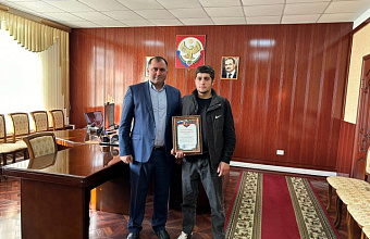 Участник СВО из Хивского района отмечен благодарностью руководства муниципалитета