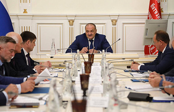 Сергей Меликов провел заседание Попечительского совета махачкалинского «Динамо»