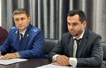 В Южно-Сухокумске обсудили поддержку бизнеса и развитие города