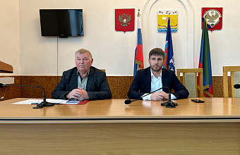 В Тарумовском районе прошла внеочередная сессия депутатов