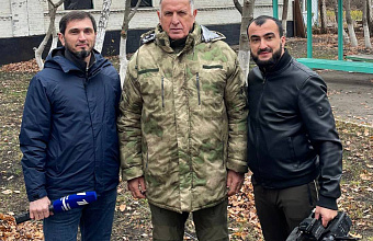 Абдулмуслим Абдулмуслимов поздравил журналистов Первого канала с получением высоких государственных наград