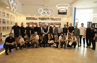 Чемпионов России по ушу-саньда чествовали в Махачкале