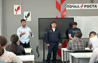 В Акушинском районе проводят беседы по профилактике наркомании со школьниками