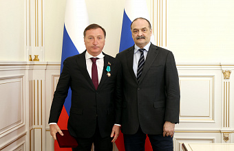 Заур Аскендеров поздравил главу Дагестана Сергея Меликова с юбилеем
