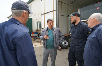 Джамбулат Салавов проверил готовность новой площадки для обслуживания маршрутов Южной автостанции